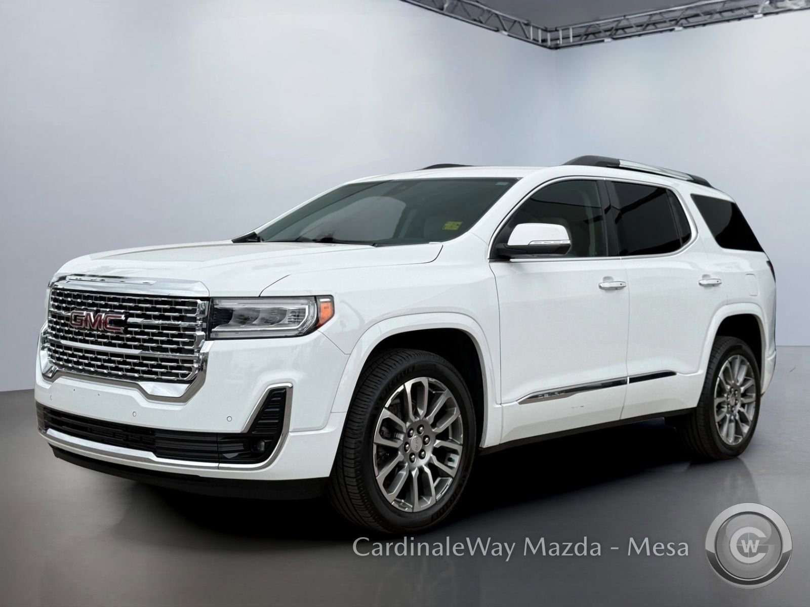 Used 2023 GMC Acadia Denali AWD/4WD image 9