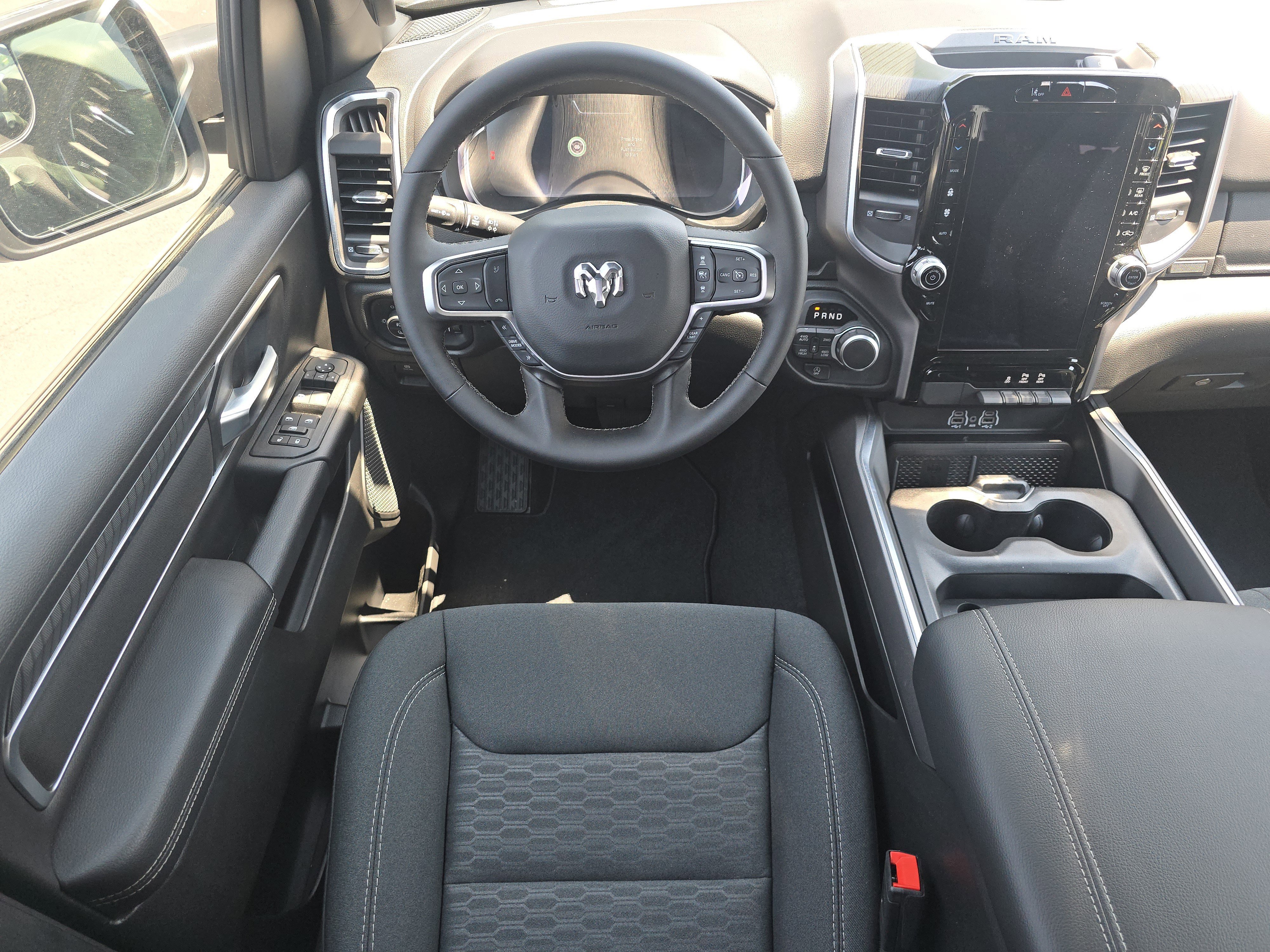 New 2025 RAM 1500 Big Horn AWD/4WD image 27