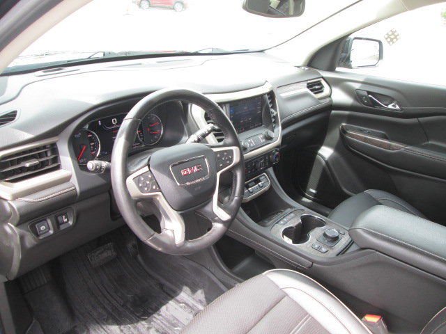 Used 2020 GMC Acadia Denali w/ LPO, Floor Liner Package image 13