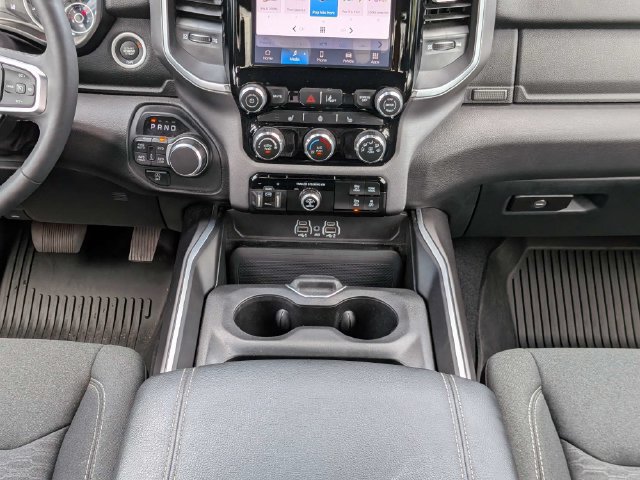 Used 2025 RAM 1500 Big Horn AWD/4WD image 18