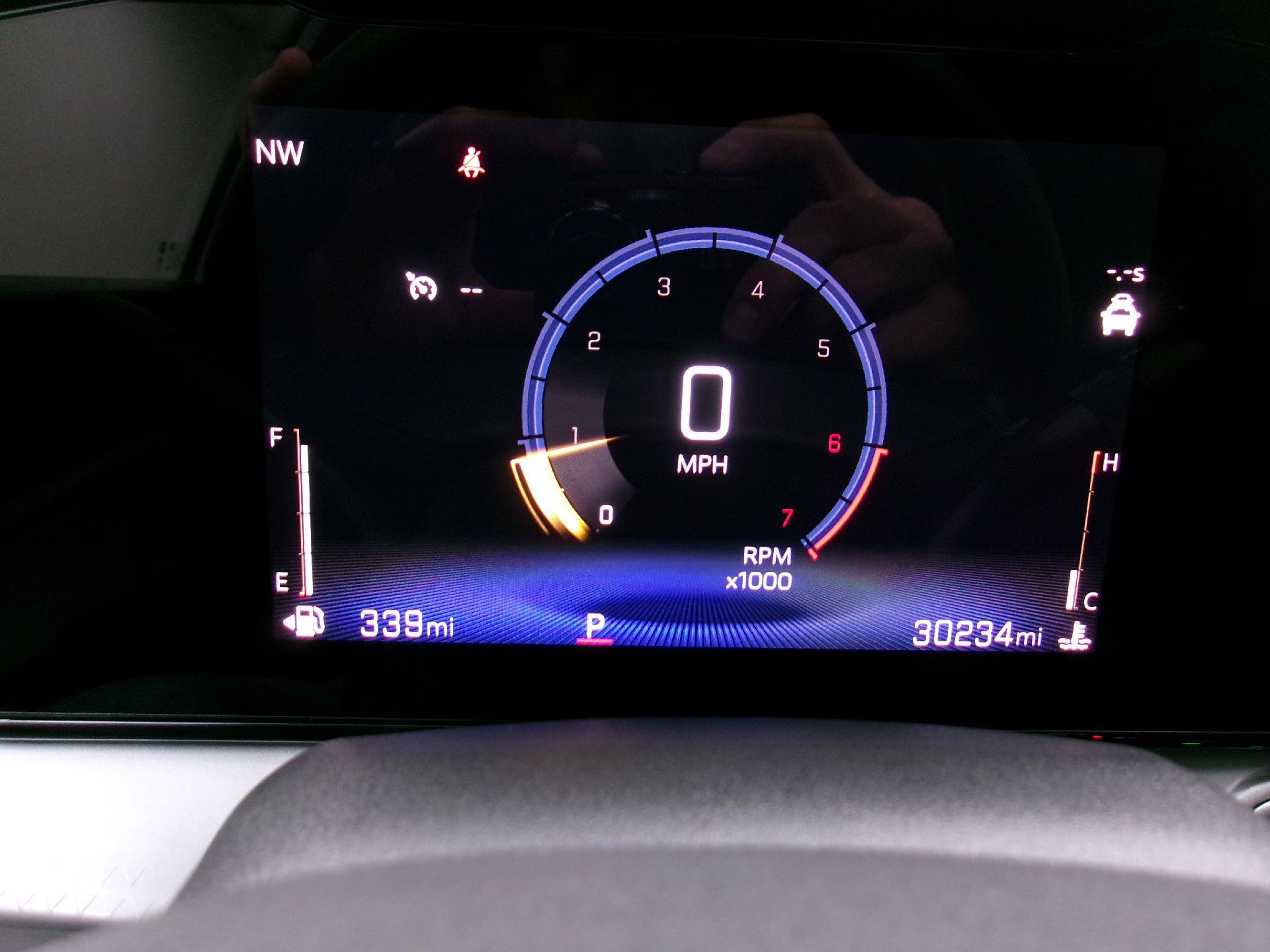 Used 2025 Chevrolet Trax LT FWD image 6