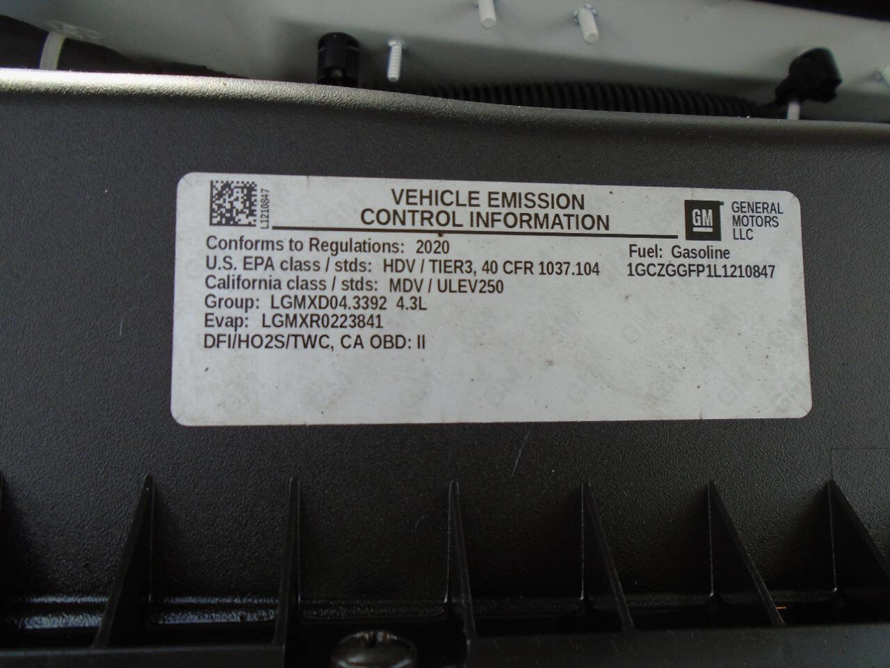 Used 2020 Chevrolet Express 3500 w/ Driver Convenience Package image 13