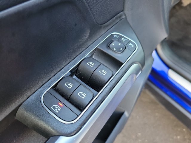 Used 2022 Mercedes-Benz GLB 250 4MATIC image 13