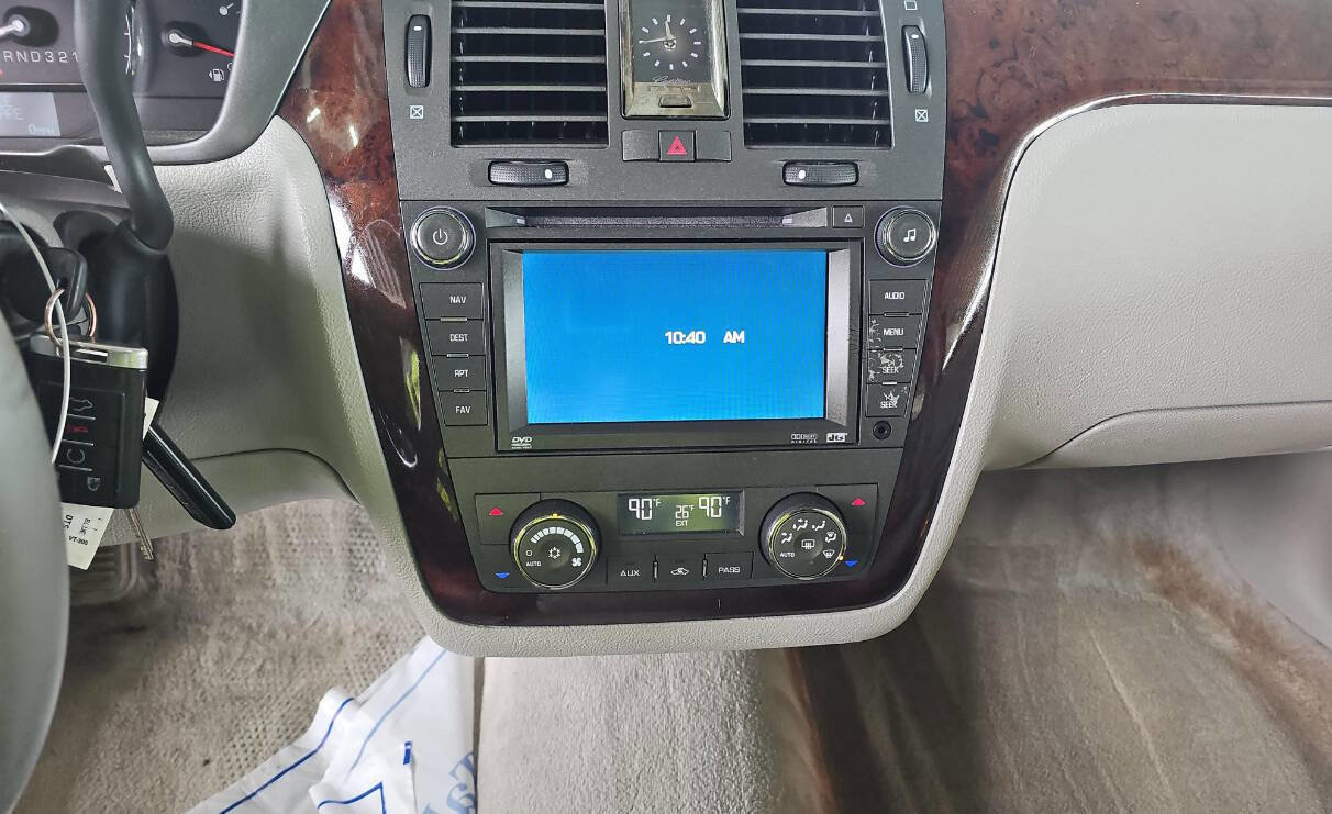 Used 2009 Cadillac DTS FWD image 10