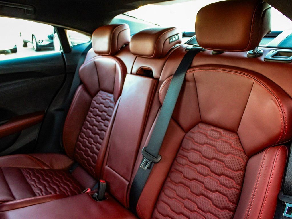 Used 2024 Audi e-tron GT Premium Plus image 35