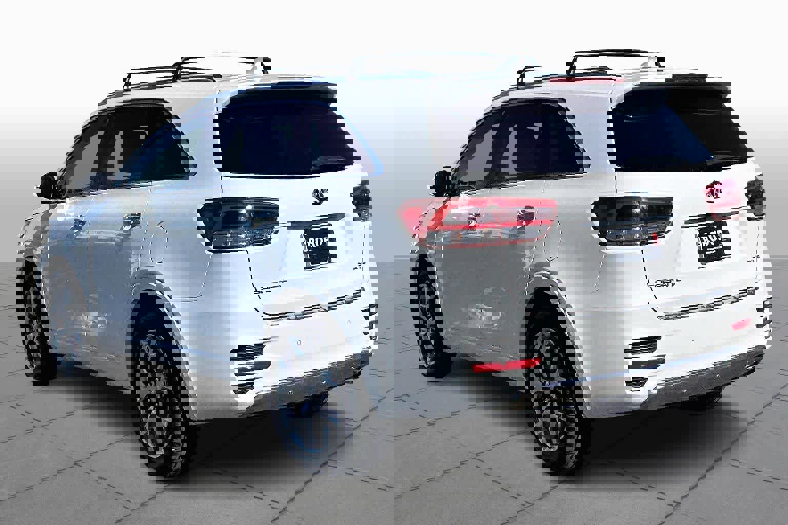 Used 2017 Kia Sorento SX image 11