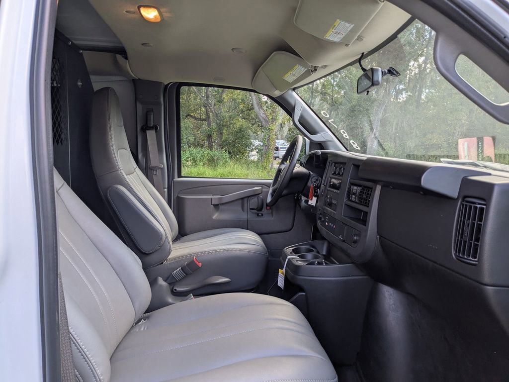 New 2025 Chevrolet Express 2500 w/ Communications Package image 14