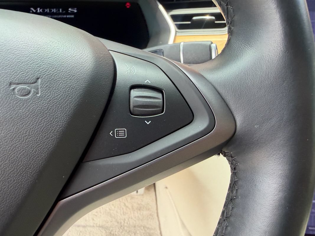 Used 2019 Tesla Model S Performance AWD/4WD image 34