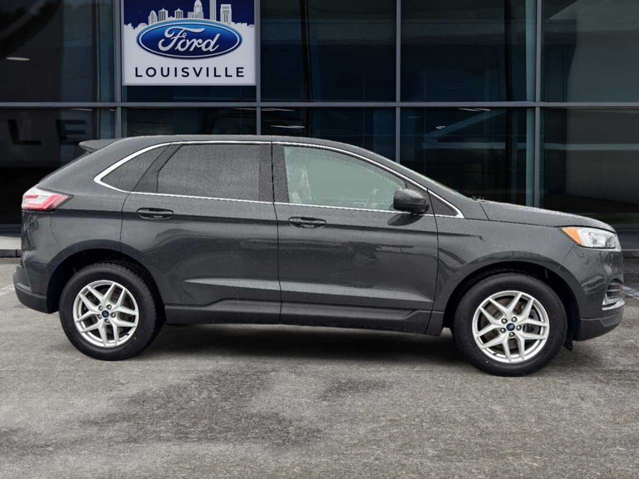 Used 2021 Ford Edge SEL AWD/4WD image 2