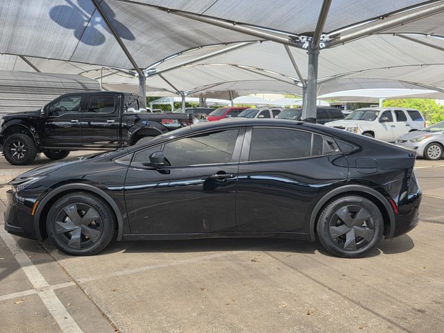 Used 2023 Toyota Prius Prime SE image 8