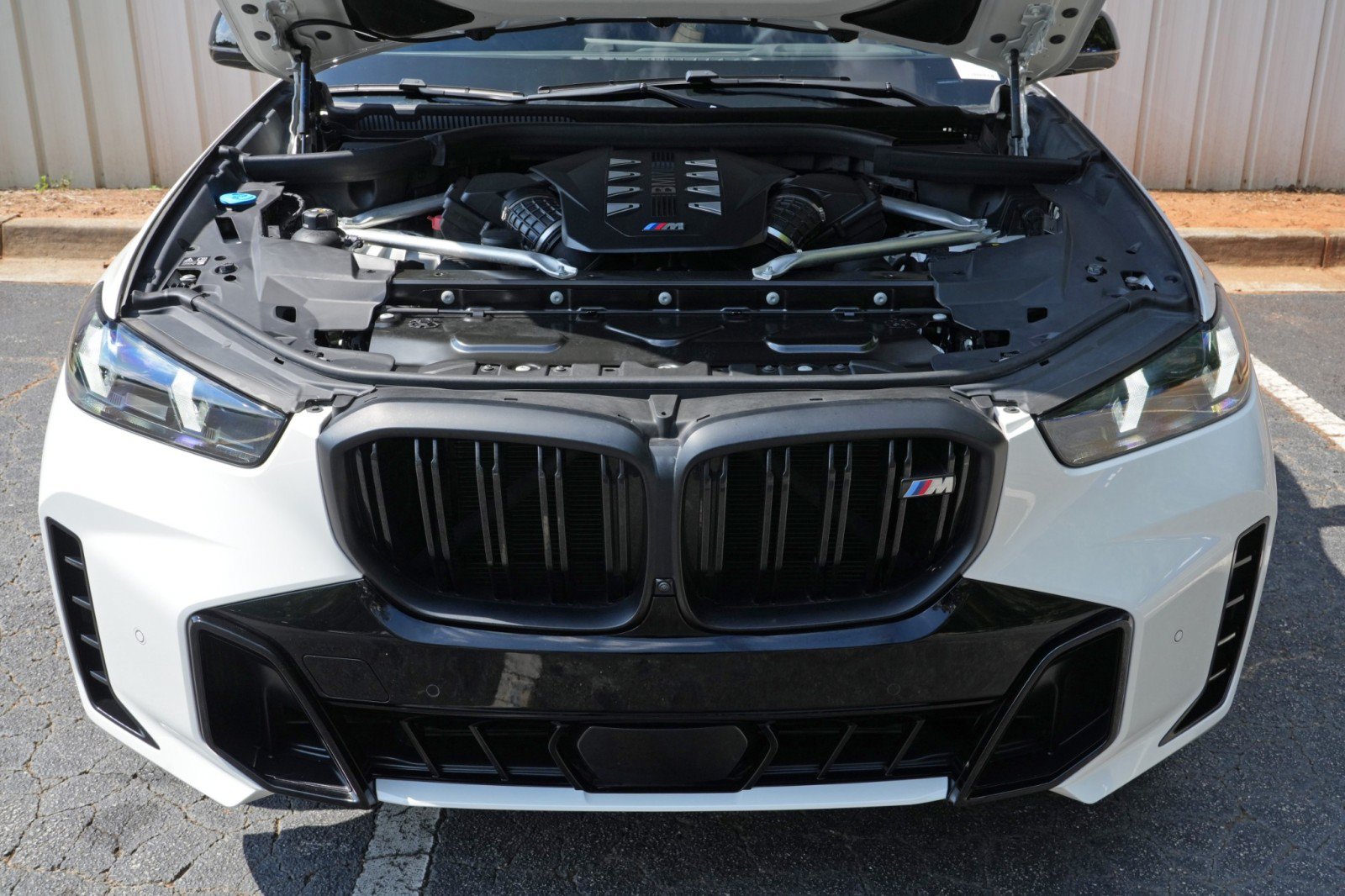 Used 2024 BMW X5 M60i AWD/4WD image 8