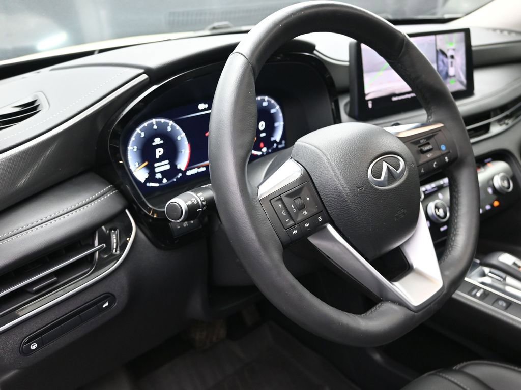 Used 2023 INFINITI QX60 Luxe w/ Cargo Package FWD image 12