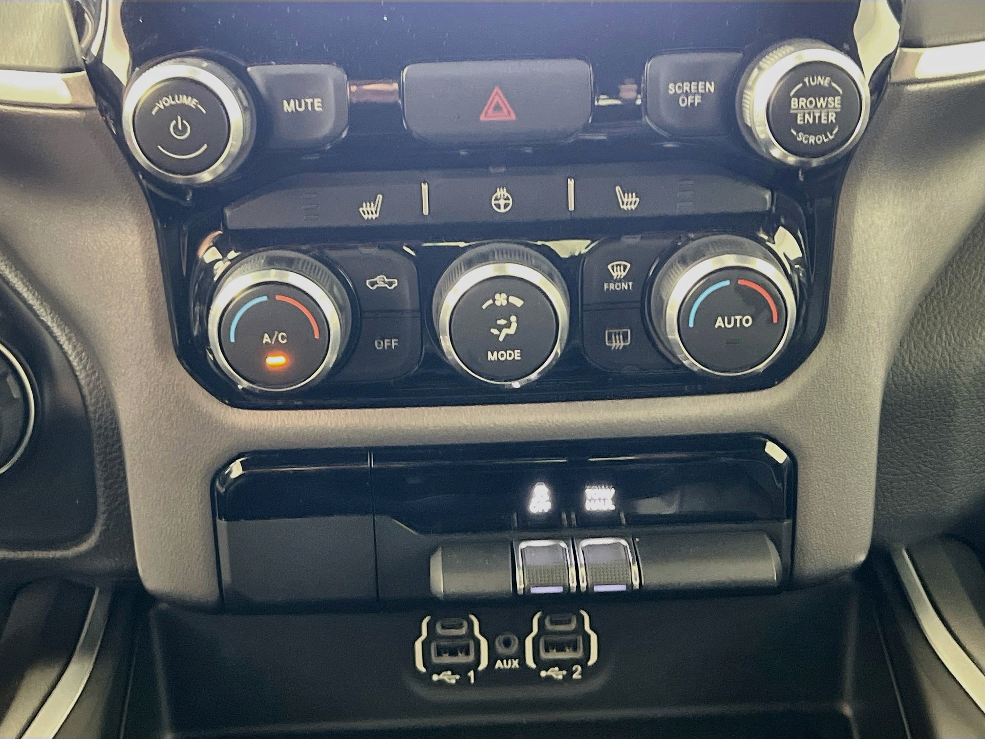 Used 2023 RAM 1500 Big Horn RWD image 26