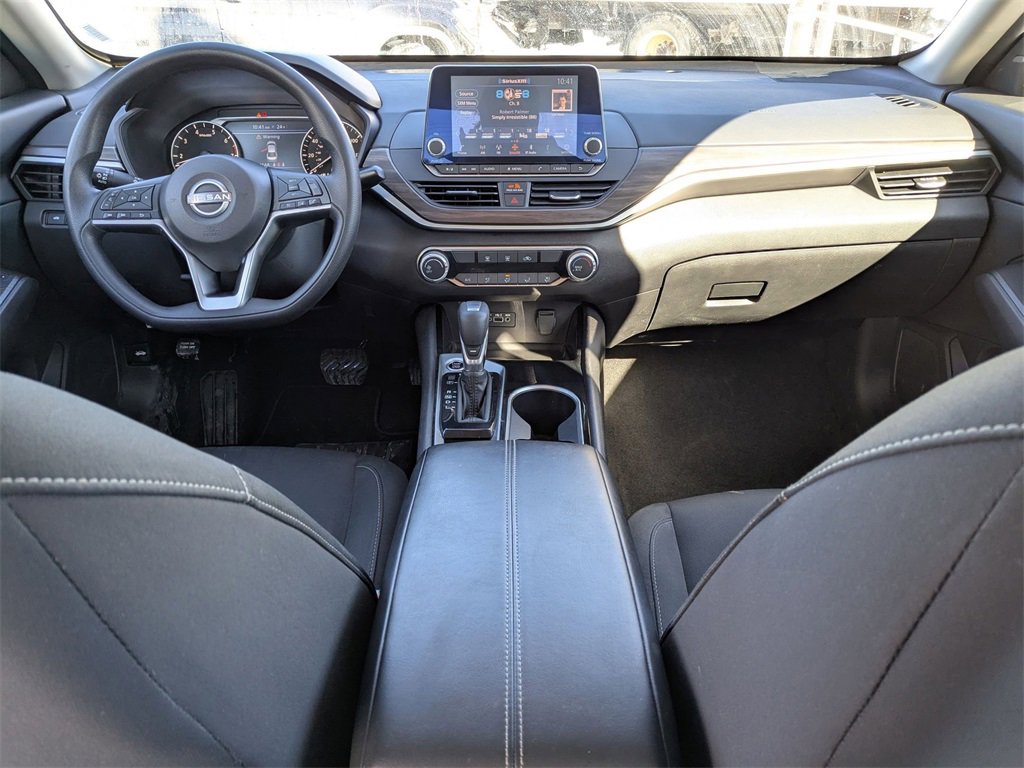 Used 2024 Nissan Altima 2.5 SV image 27