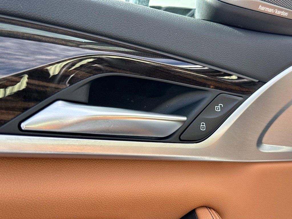 Used 2022 BMW 530i xDrive w/ Premium Package image 21