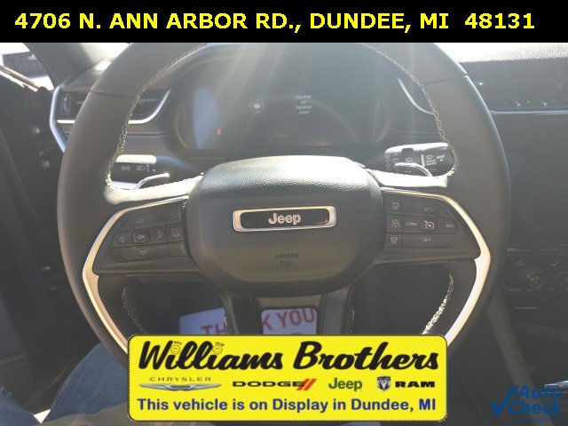 Certified 2024 Jeep Grand Cherokee Altitude image 13