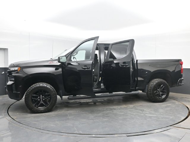 Used 2020 Chevrolet Silverado 1500 LT Trail Boss AWD/4WD image 52
