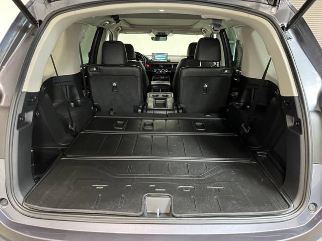 Used 2024 Honda Pilot Touring image 14