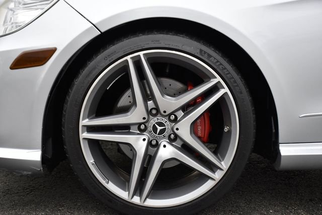 Used 2010 Mercedes-Benz E 350 Sedan image 31