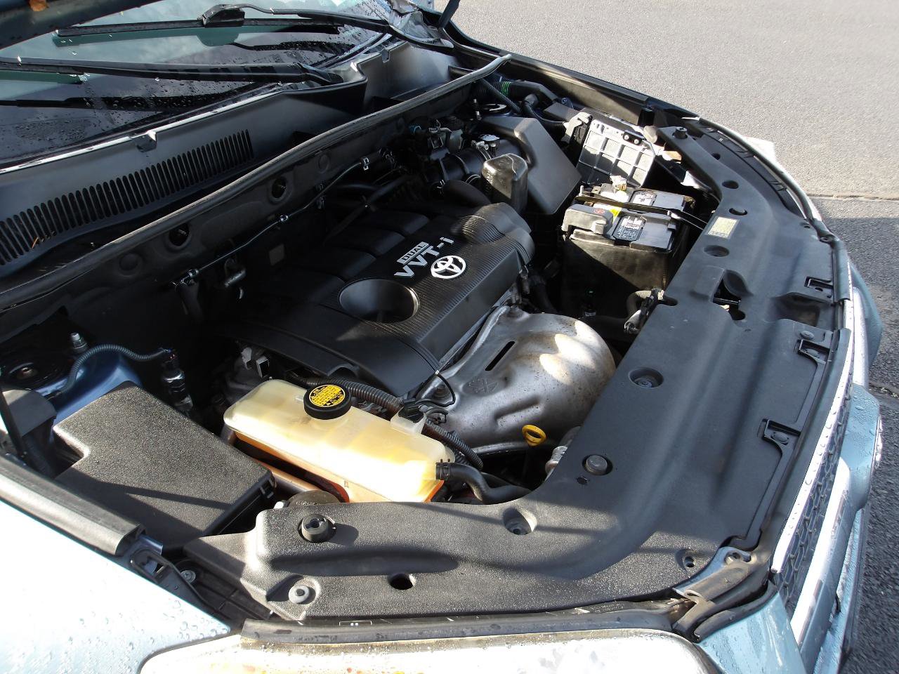 Used 2010 Toyota RAV4 Limited AWD/4WD image 23