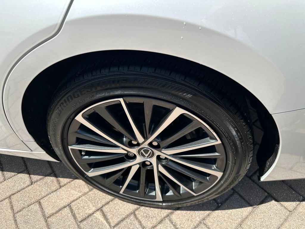 Certified 2023 Lexus ES 350 w/ Premium Package FWD image 11