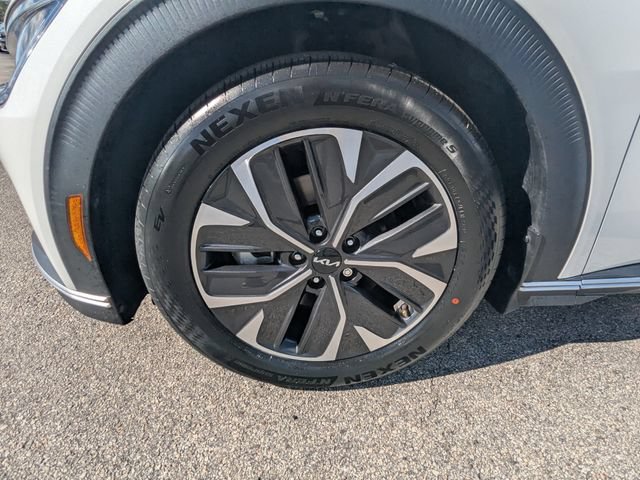 Certified 2024 Kia EV6 Light RWD image 11