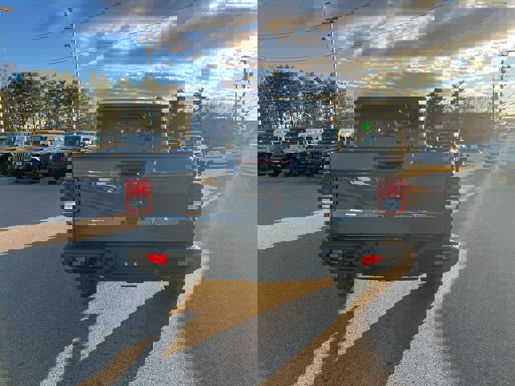 New 2026 Jeep Gladiator Sport image 6