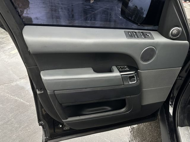 Used 2014 Land Rover Range Rover Sport HSE image 13