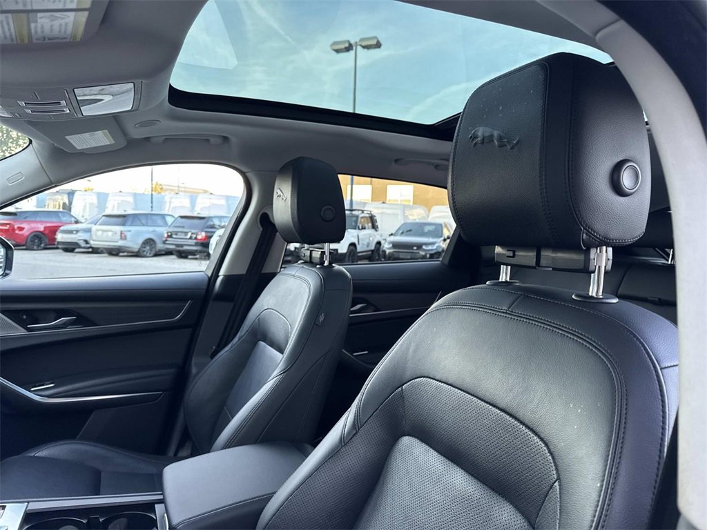 Used 2022 Jaguar F-PACE S image 18