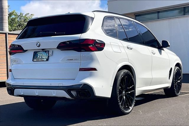 Used 2025 BMW X5 sDrive40i w/ M Sport Package RWD image 11