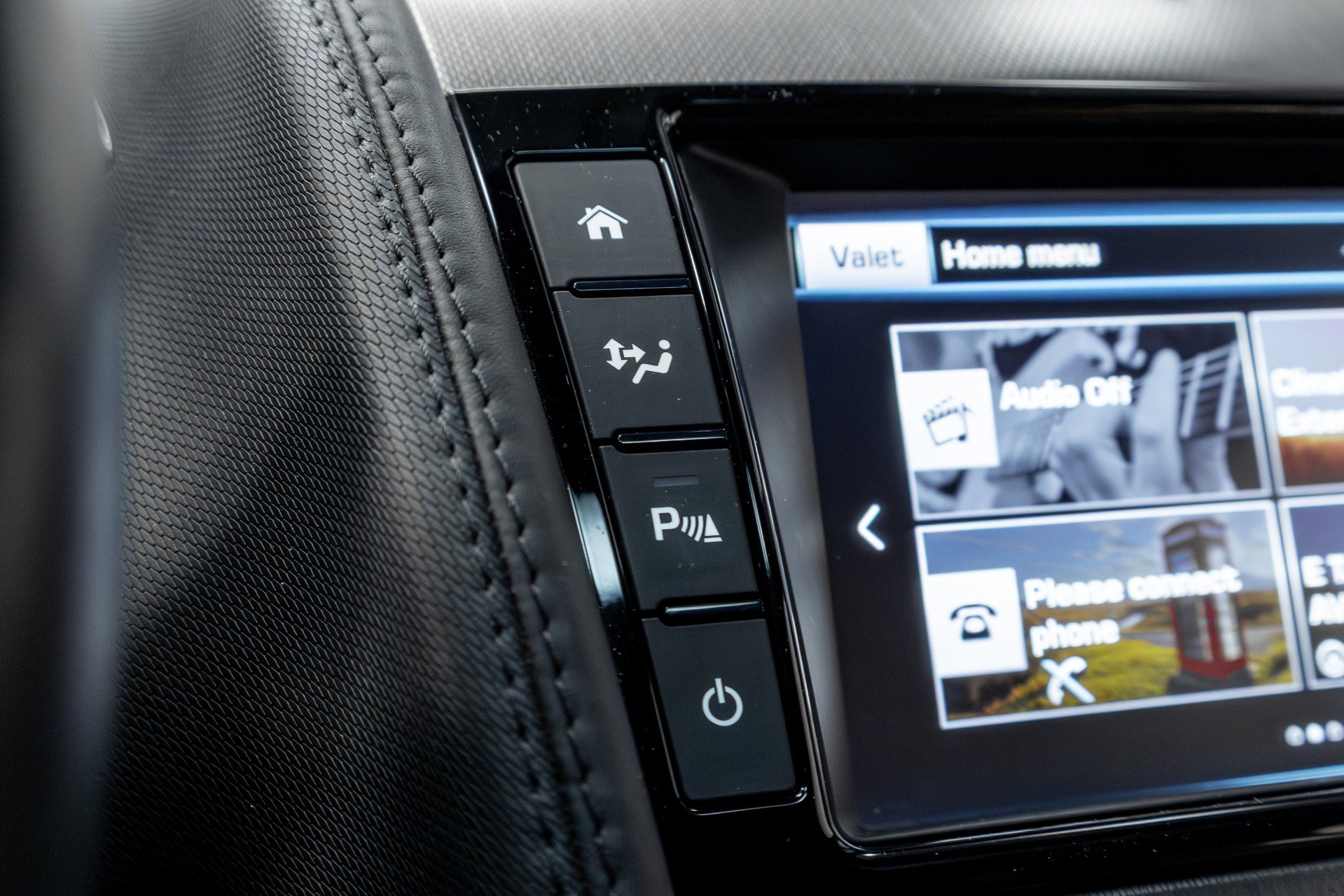 Used 2016 Jaguar F-TYPE S image 53