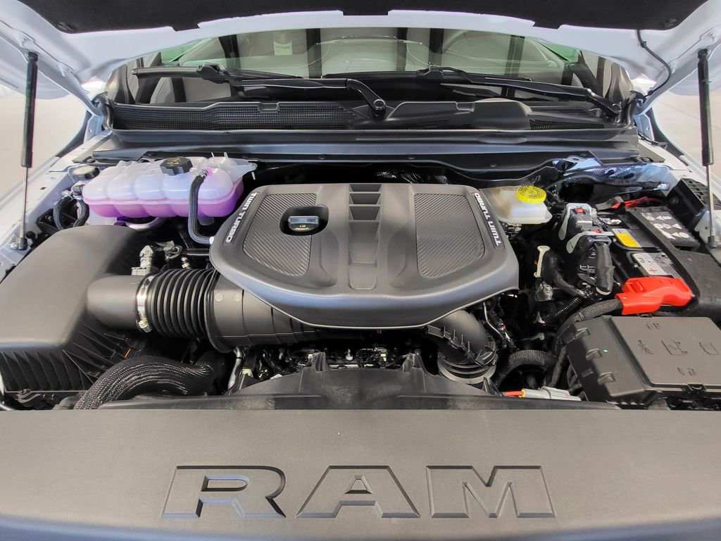 New 2026 RAM 1500 Limited w/ Off Road Group image 10