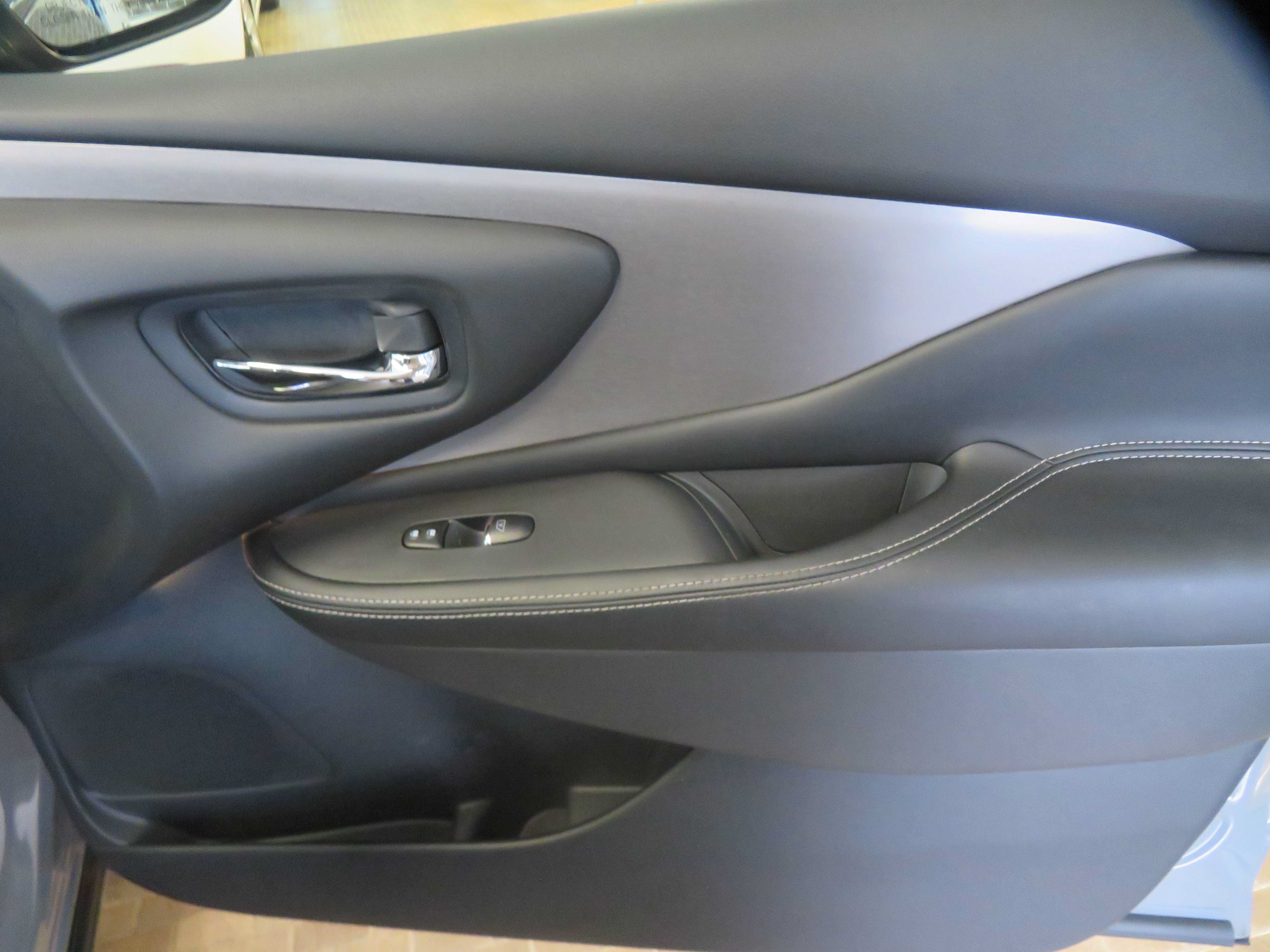 Used 2024 Nissan Murano SL AWD/4WD image 25