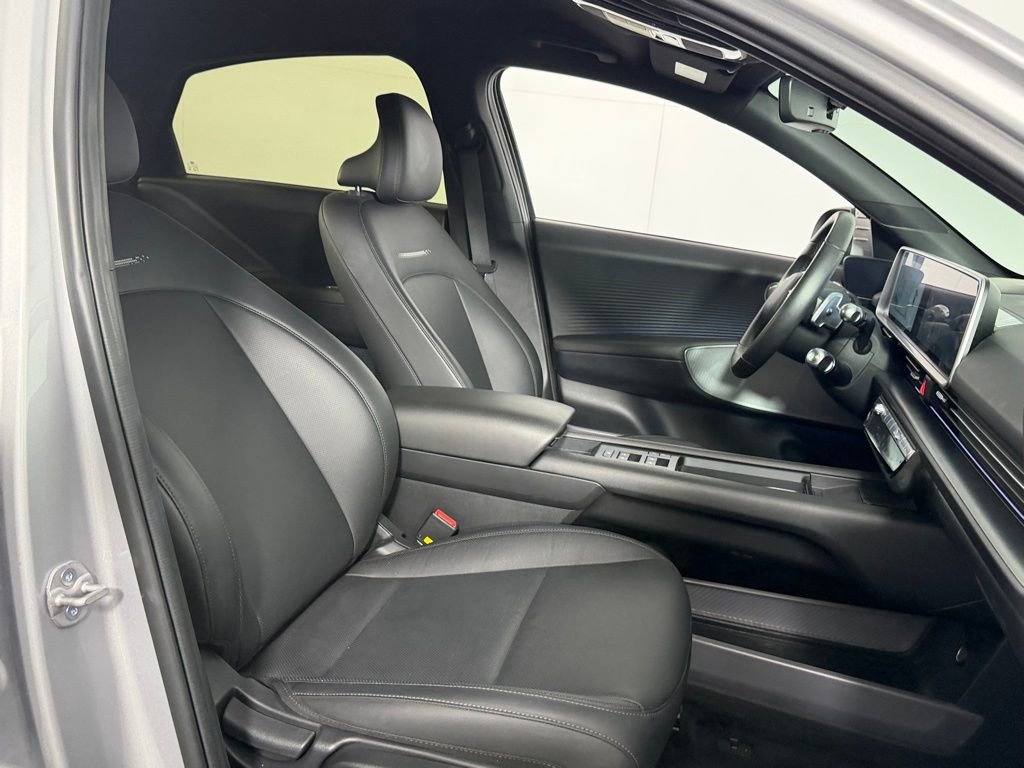 Used 2024 Hyundai Ioniq 6 SEL RWD image 33