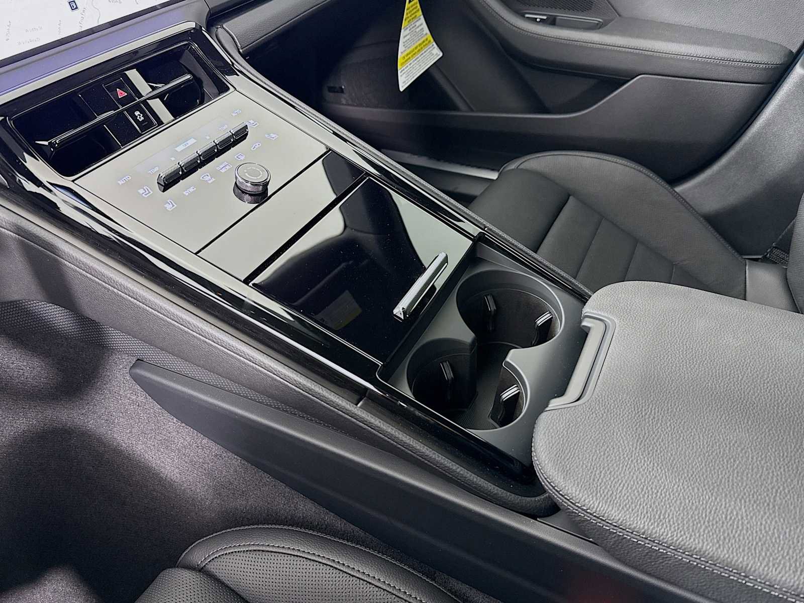 New 2026 Porsche Panamera 4 image 21