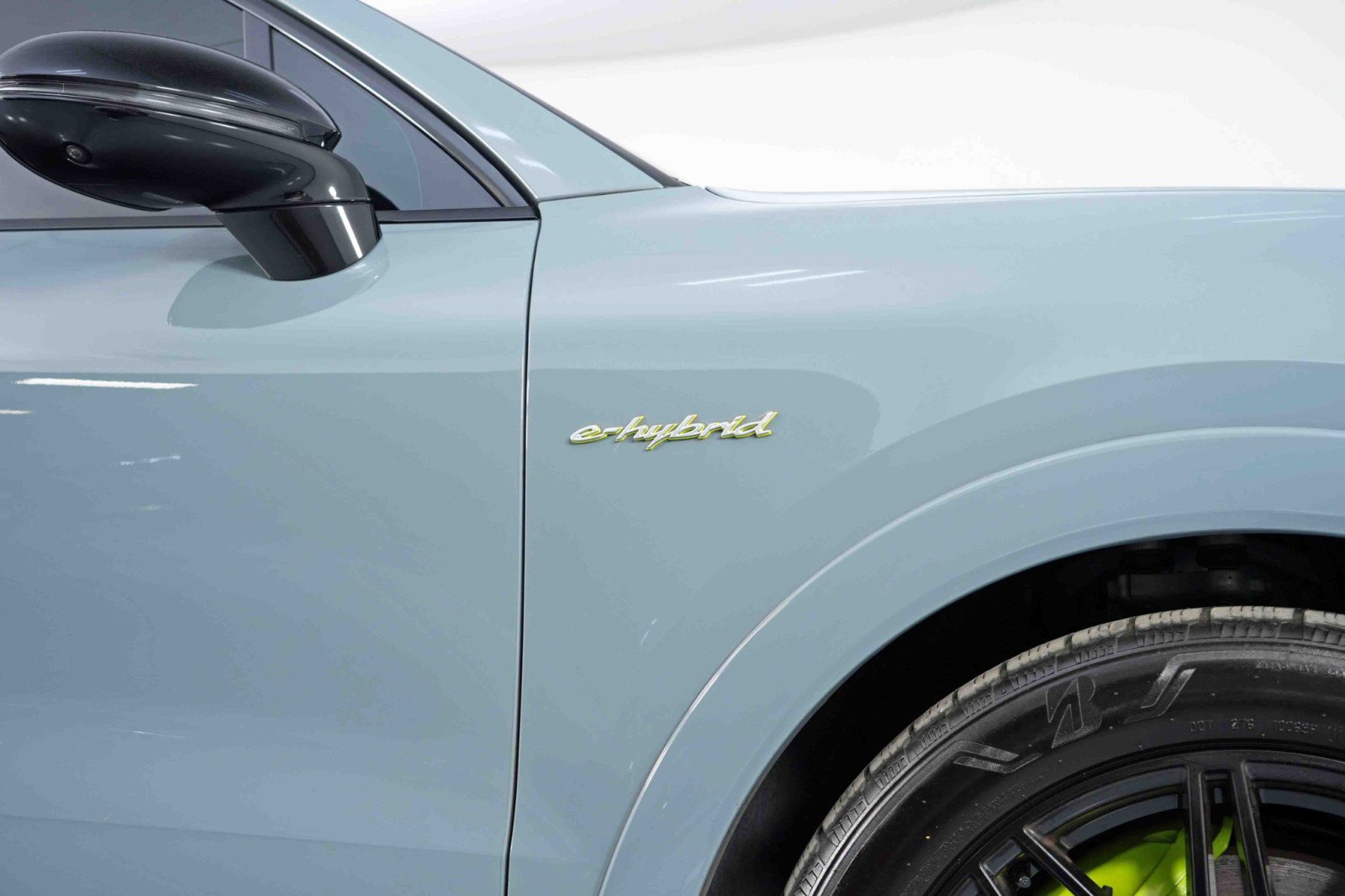 Used 2024 Porsche Cayenne Turbo AWD/4WD image 58