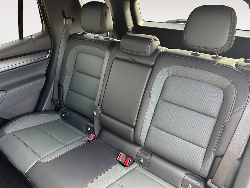 New 2026 GMC Terrain AT4 w/ Technology Package II image 13