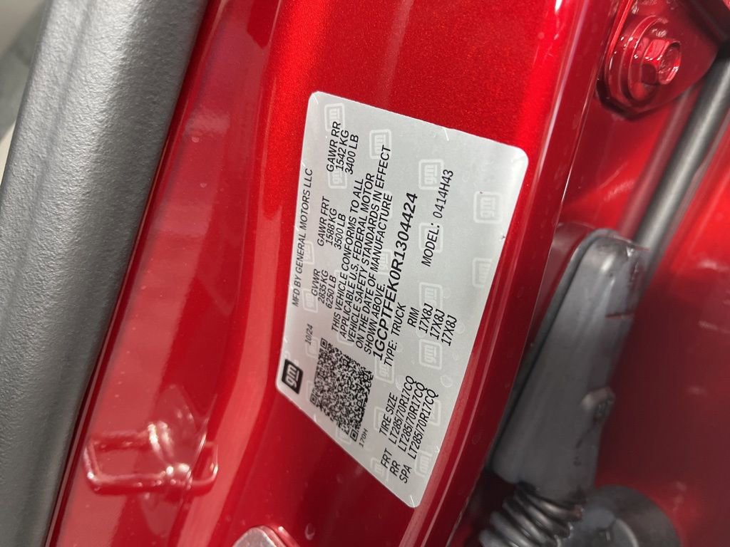 Certified 2024 Chevrolet Colorado ZR2 w/ Technology Package image 36