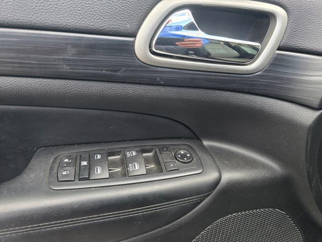 Used 2021 Jeep Grand Cherokee Laredo X AWD/4WD image 18