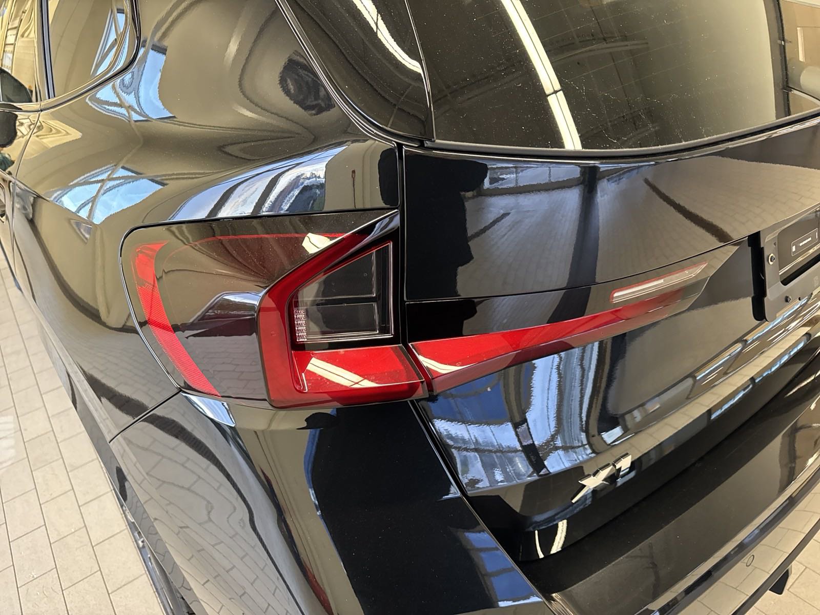 Used 2025 BMW X1 M35i image 11