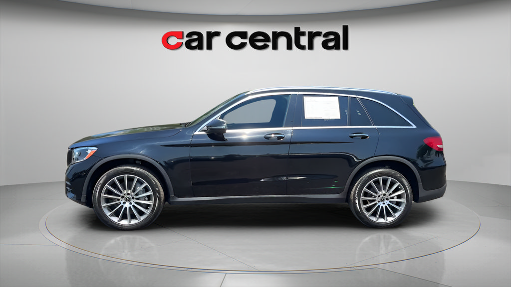 Used 2018 Mercedes-Benz GLC 300 4MATIC image 2