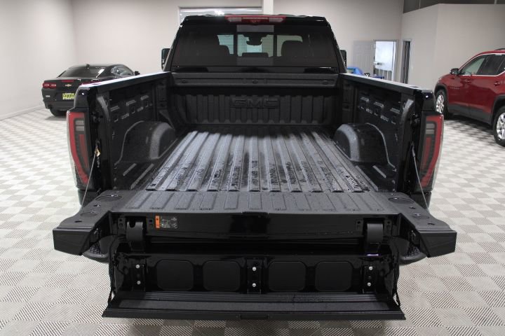 New 2026 GMC Sierra 2500 AT4 w/ Technology Package image 14