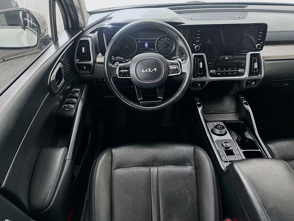 Certified 2022 Kia Sorento S image 4
