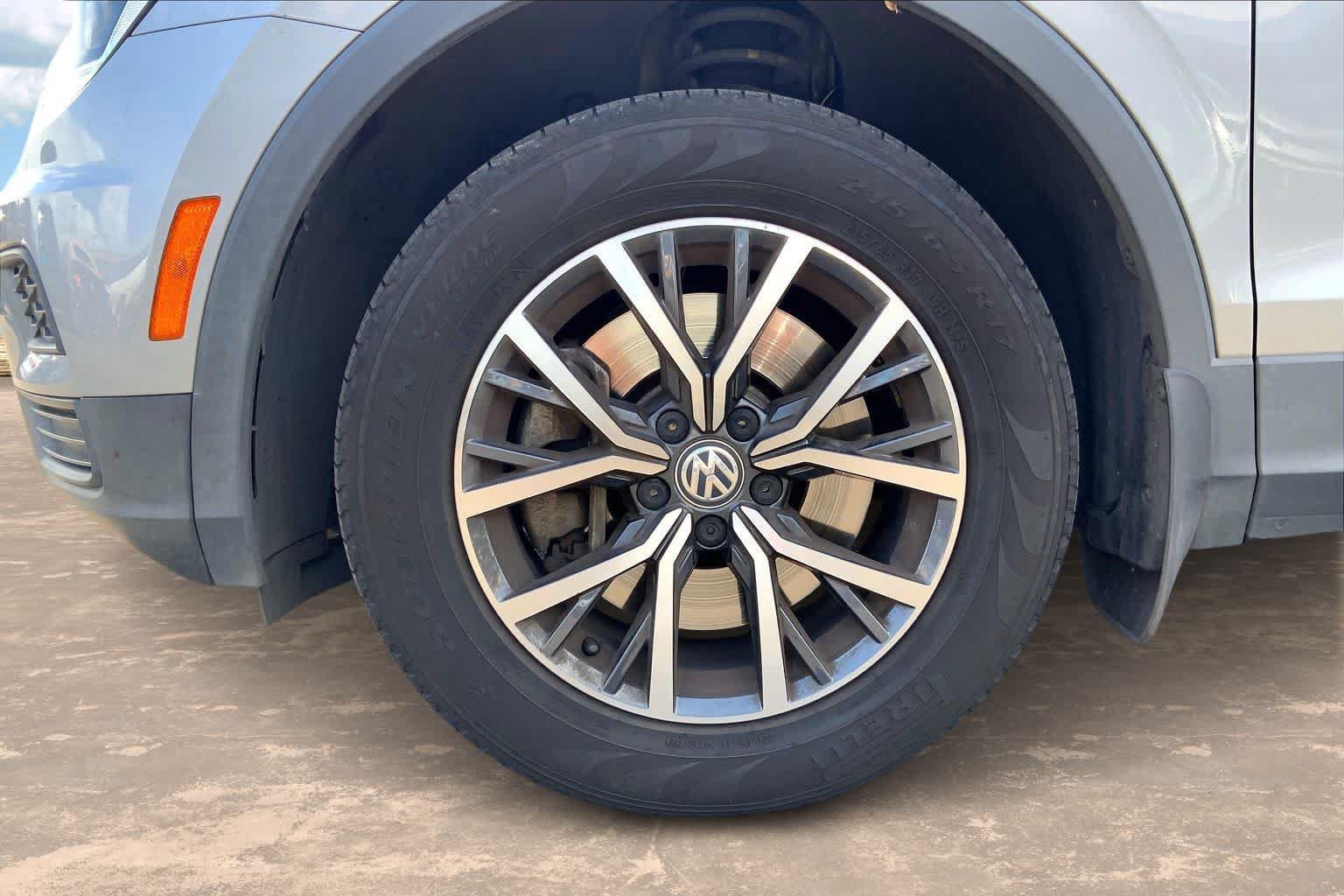 Used 2020 Volkswagen Tiguan SE FWD image 8