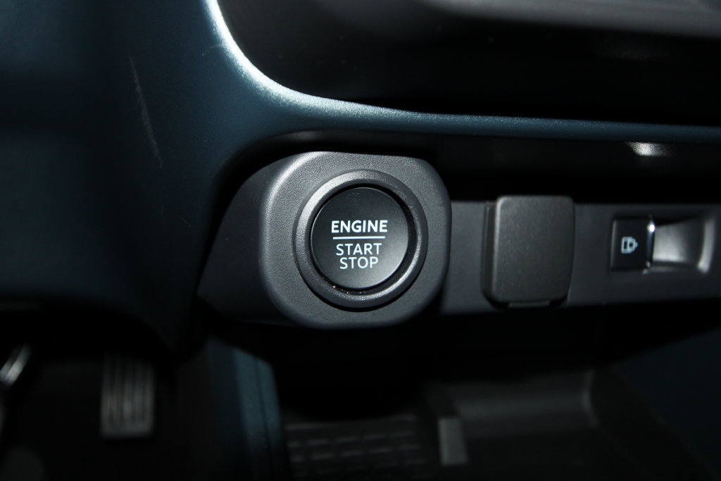 Used 2025 Ford Maverick Lobo AWD/4WD image 13