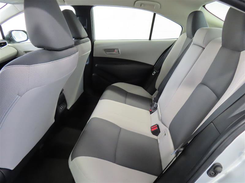 Used 2025 Toyota Corolla LE AWD/4WD image 28