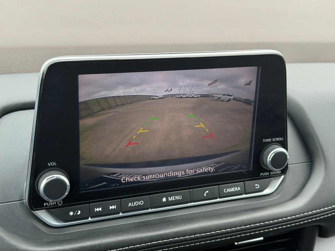Used 2023 Nissan Rogue SV FWD image 24