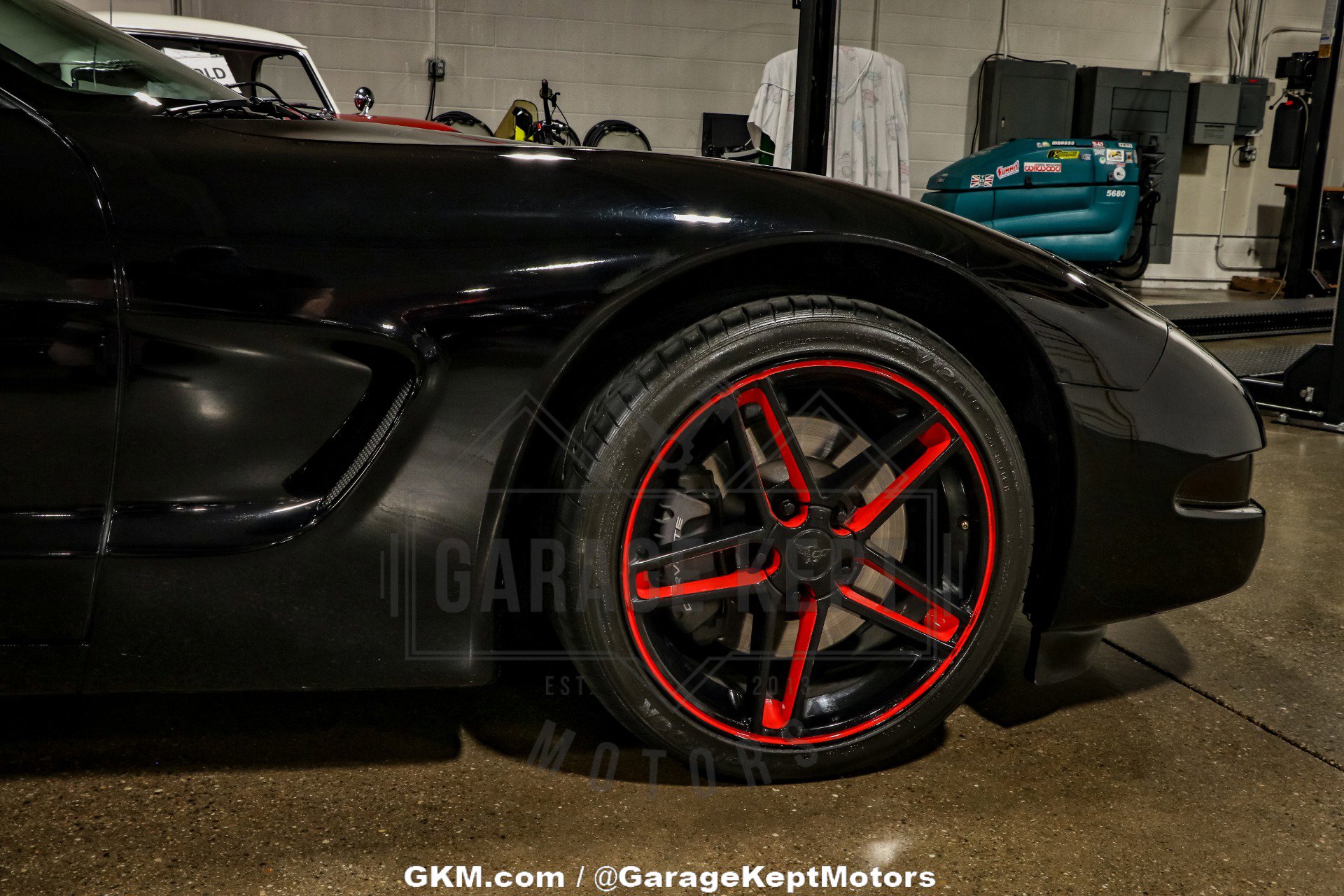 Used 2002 Chevrolet Corvette Convertible w/ Preferred Equipment Group2 image 73