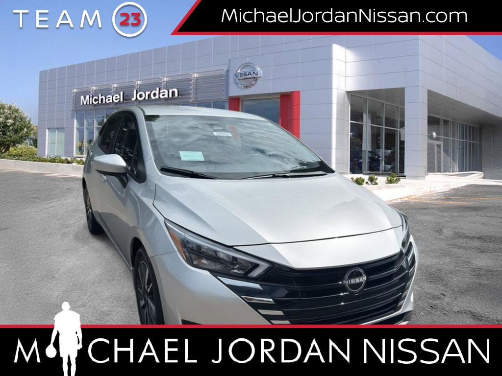 New 2025 Nissan Versa SV