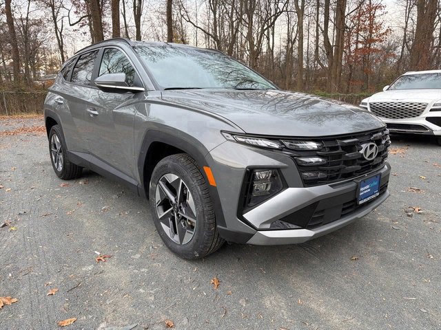 Used 2025 Hyundai Tucson SEL image 2